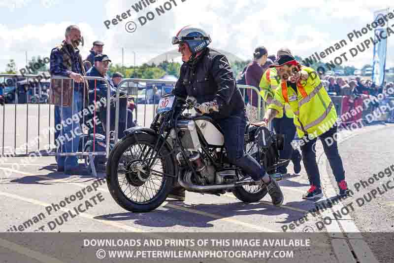 Vintage motorcycle club;eventdigitalimages;no limits trackdays;peter wileman photography;vintage motocycles;vmcc banbury run photographs